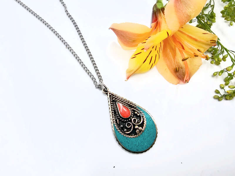 Tibetan Necklace Tear Turquoise