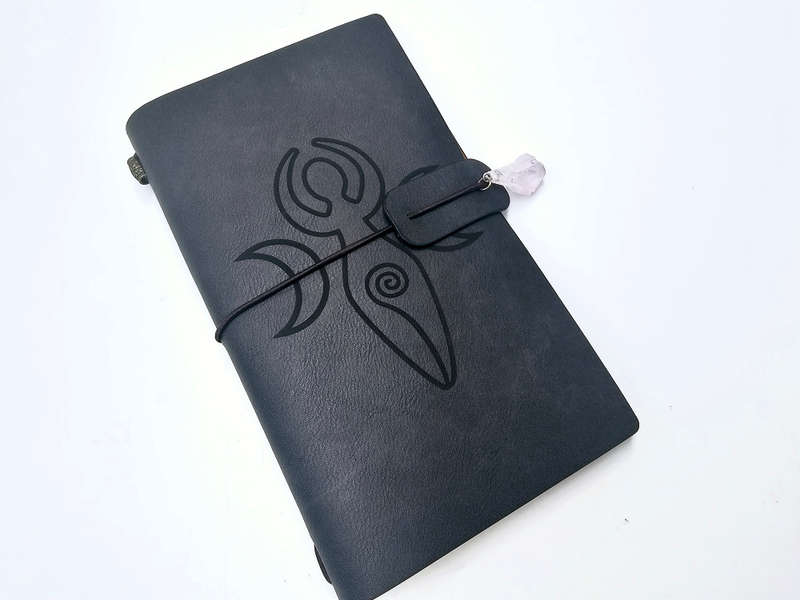 Triple Moon Goddess Journal Black (20x12cm)