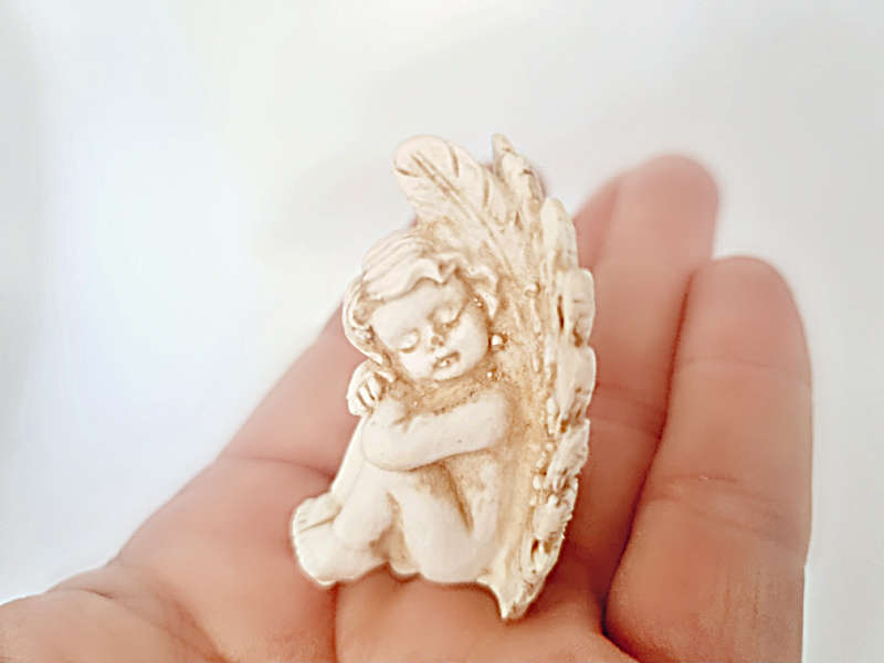 Mini Sitting Angel (5cm)