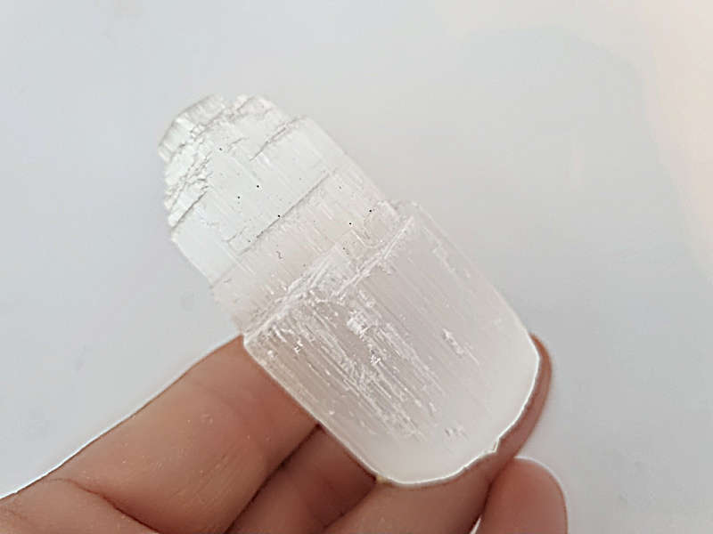 Mini Selenite Tower 5cm (Angelic Crystal)