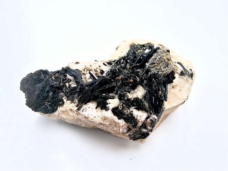 Aegirine Cluster E (66g) Orthoclase