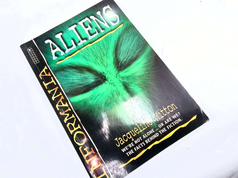Aliens (Jacqueline Mitton)