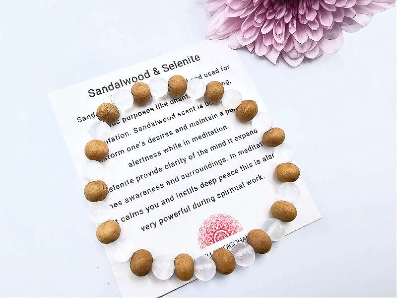 Selenite &amp; Sandalwood Bangle (6mm)