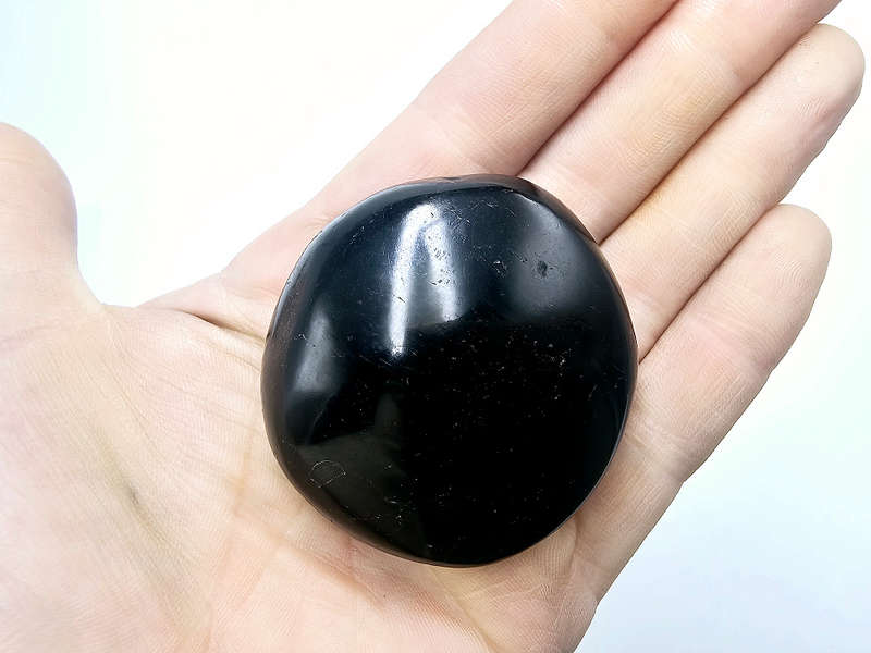 Black Tourmaline Palm Stone D (122g)
