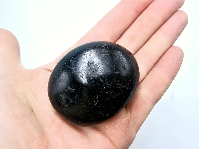 Black Tourmaline Palm Stone F (140g)