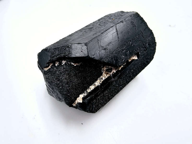 Black Tourmaline Rough F (84g)