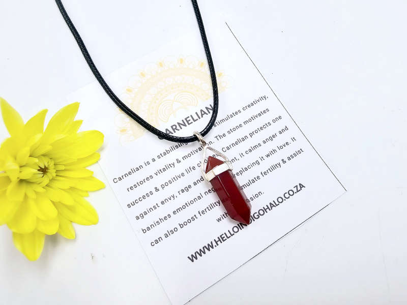 Carnelian Crystal Necklace Mini  (925 Silver)