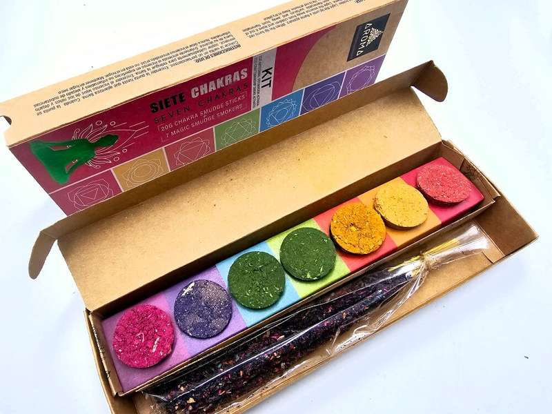 Chakras Smudge Kit (Incense Sticks &amp; Smokers)