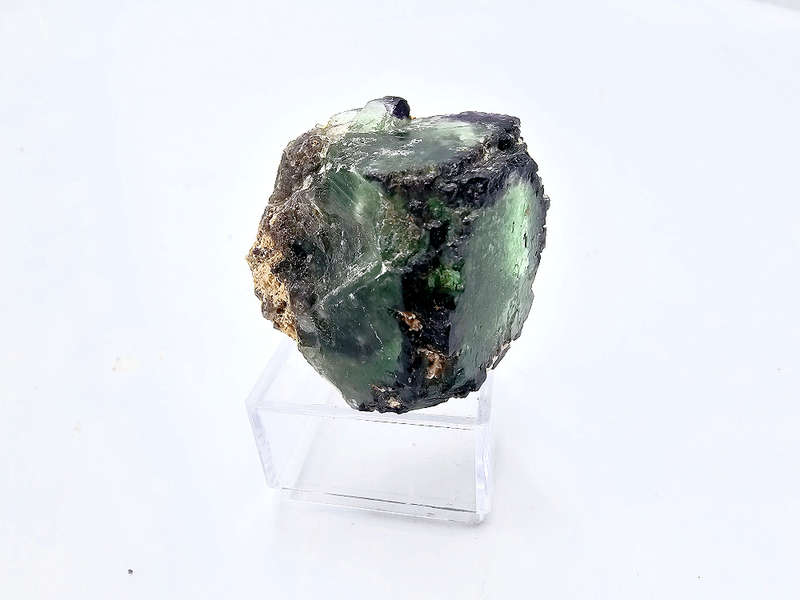 Okorusu Fluorite Q (30g) Sand Inclusions &amp; Phantom