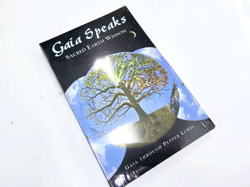Gaia Speaks (Pepper Lewis)