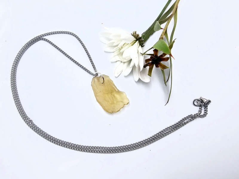 Libyan Desert Glass Necklace C (5.2g)