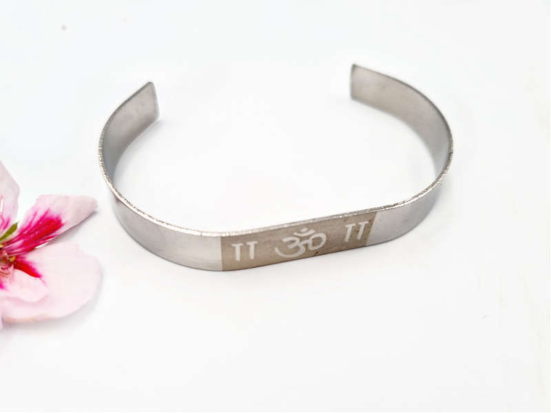 OM Metal Bangle