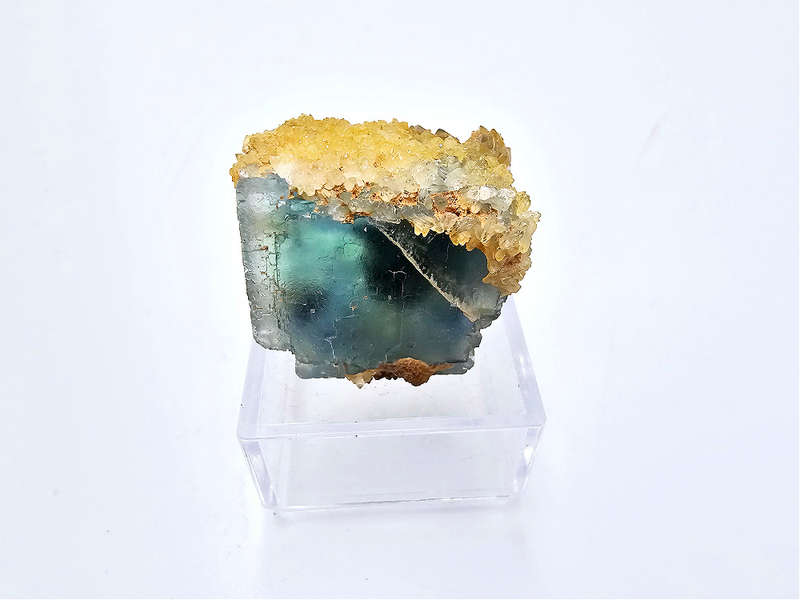 Okorusu Fluorite H (16g) Sand Inclusions