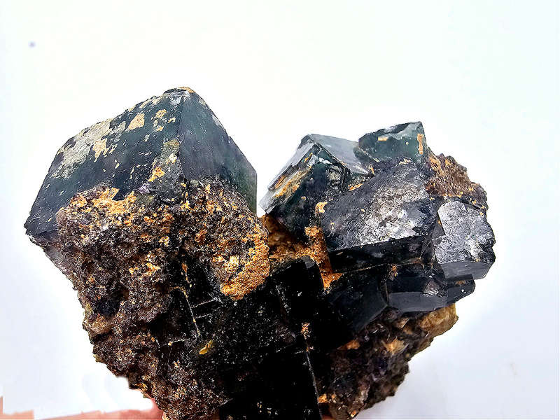 Okorusu Fluorite J (110g) Sand Inclusions