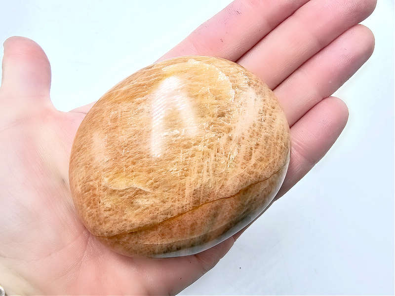 Peach Moonstone Palm Stone XL (225g)