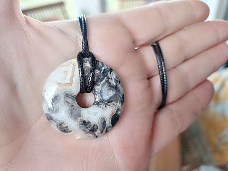 Crazy Lace Agate Pi Stone 35mm