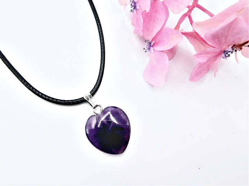 Amethyst Heart Necklace (1.5cm)