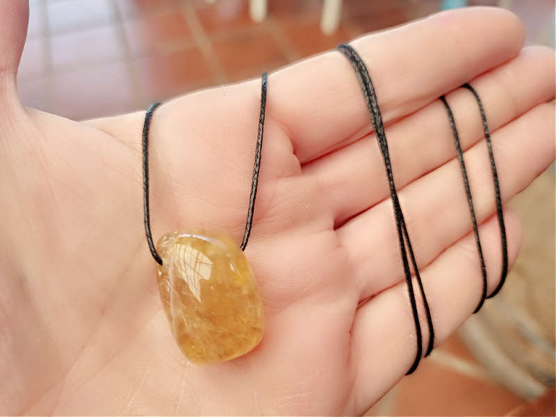 Honey Calcite Tumbled Stone Necklace (Creativity)