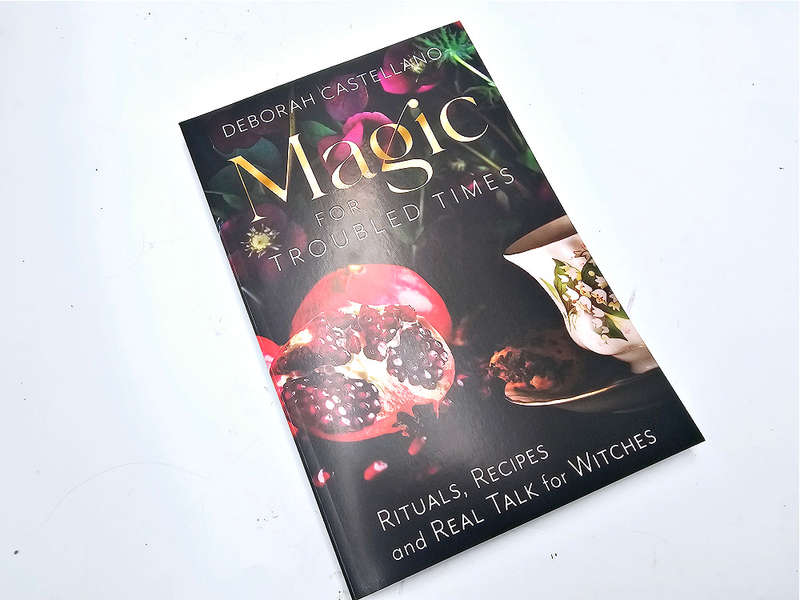 Magic For Troubled Times (Doborah Castellano)