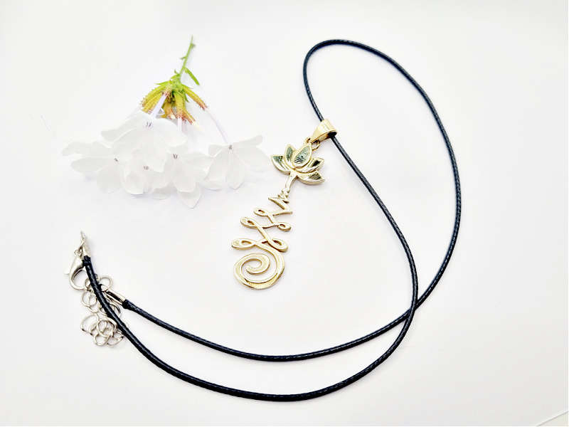 Unalome Necklace (Brass)