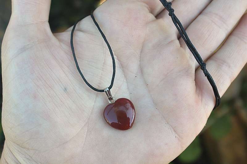 Carnelian Heart Necklace (1.5cm)