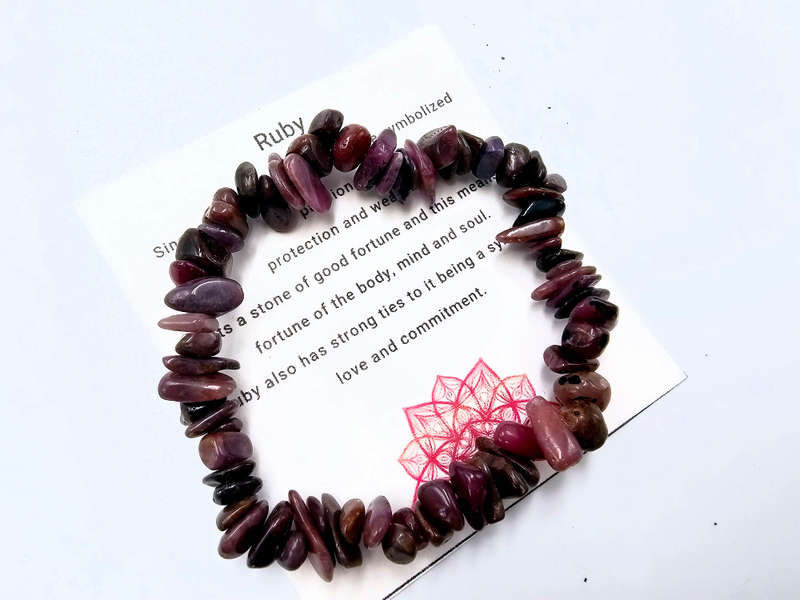 Ruby Stone Chip Bangle