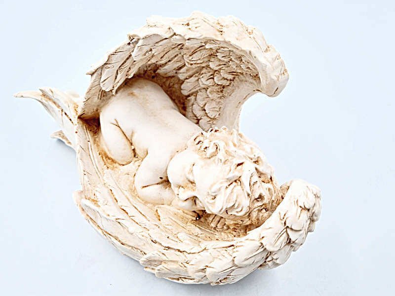 Sleeping Angel Statue with Big Wings (23cm)