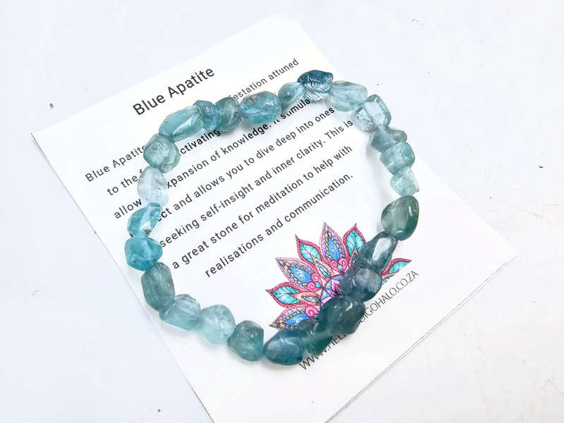 Light Blue Apatite Gemstone Nugget Bangle