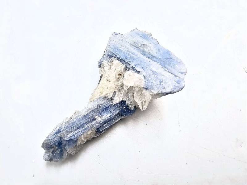 Blue Kyanite Cluster with Quartz A (20g)