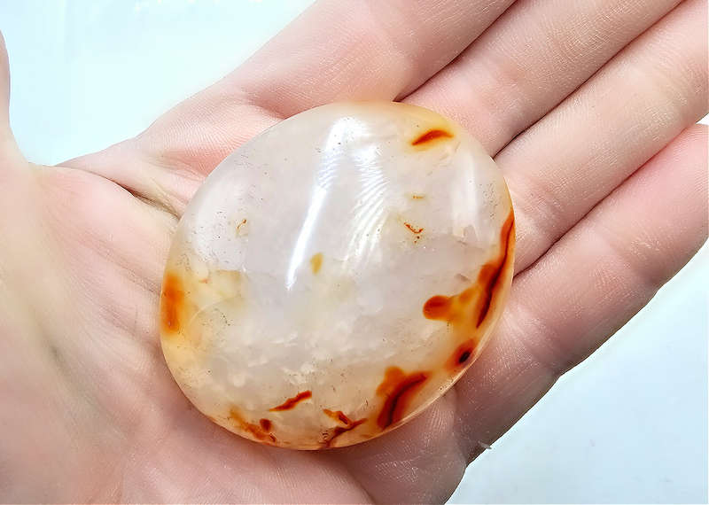 Carnelian Palm Stone A (74g)