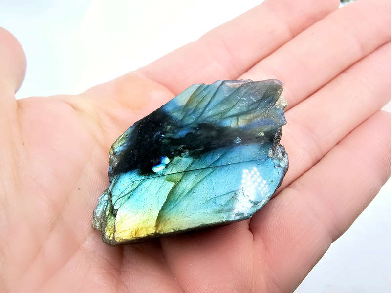 Labradorite Semi Polished G (48g)