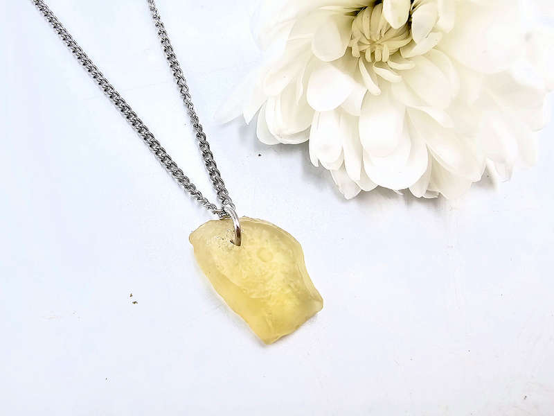 Libyan Desert Glass Necklace B (3.7g)