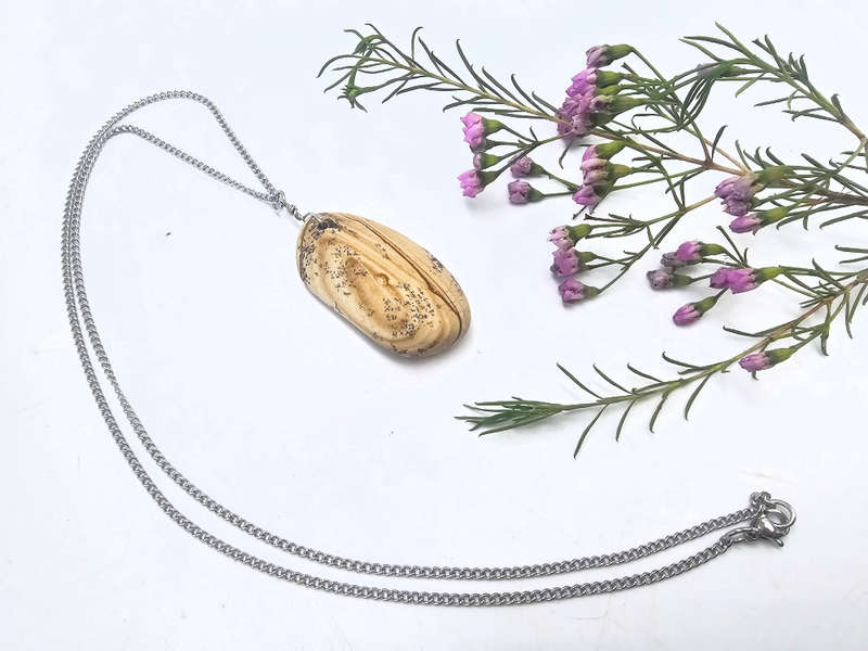 Picture Jasper Necklace (Dendritic Markings)