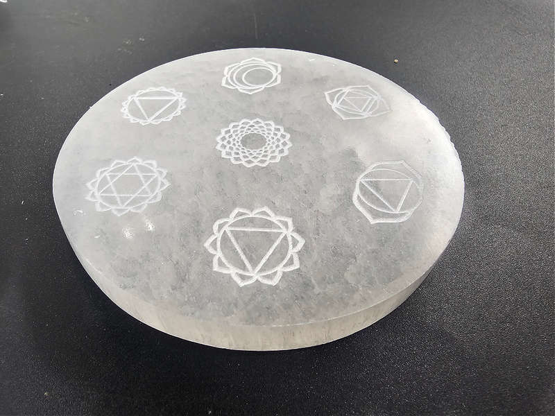 Selenite Charging Plate Round (10cm) Chakra