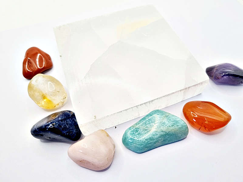Chakra Tumble Stones &amp; Selenite Combo
