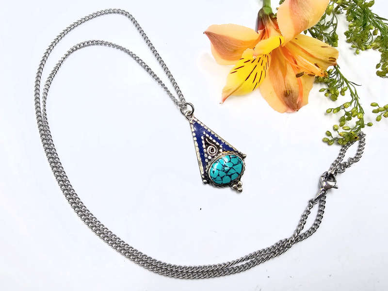 Tibetan Necklace Blue &amp; Oval Turquoise
