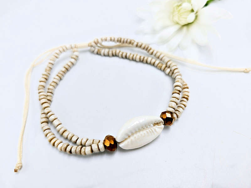 Cowrie Bangle with Beige Beads