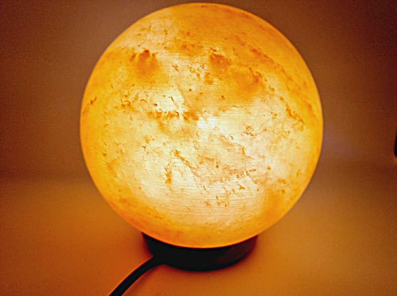 Himalayan Salt Lamp Round (3-5kg)