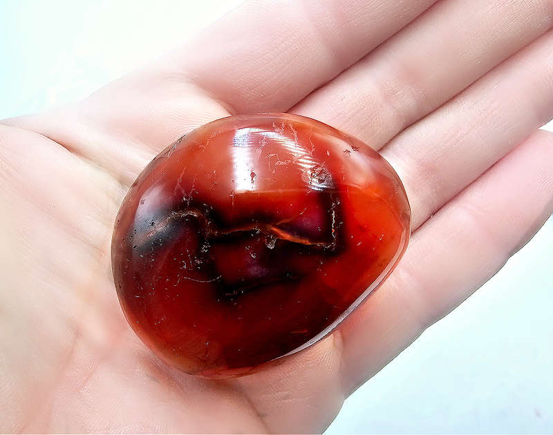 Carnelian Palm Stone F (72g)
