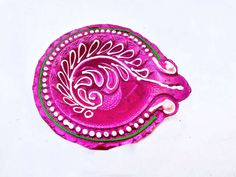 Clay Diya Pot Fancy - Pink Round Leaf (Single)