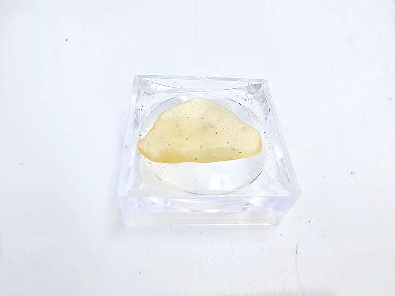 Libyan Desert Glass B (0.91g)