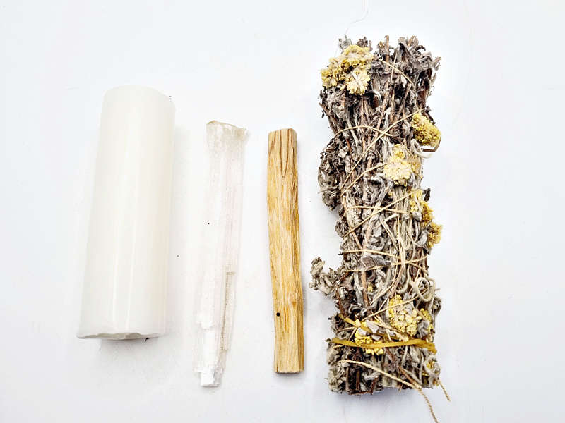 Smudge Kit Cleansing  Combo (Selenite)