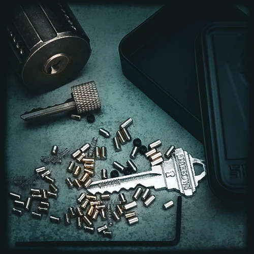 Sparrows Revolver Challenge Lock