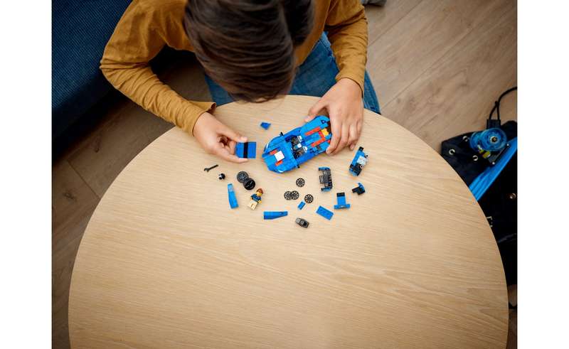 LEGO McLaren Elva