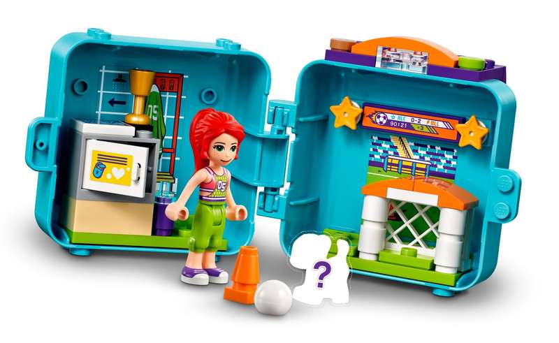LEGO® Friends Mia's Soccer Cube