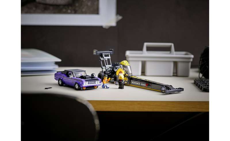 LEGO Speed Champions Mopar Dodge//SRT Top Fuel Dragster and 1970 Dodge Challenger T/A