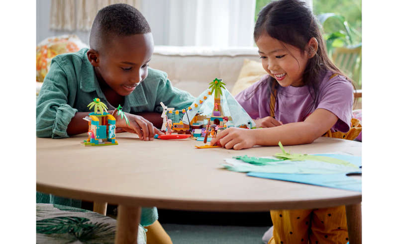 LEGO Friends Beach Glamping