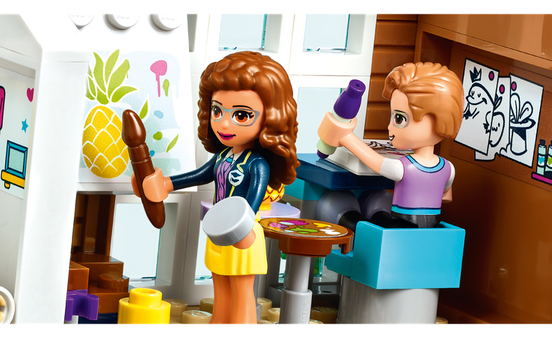 LEGO Friends Heartlake City School