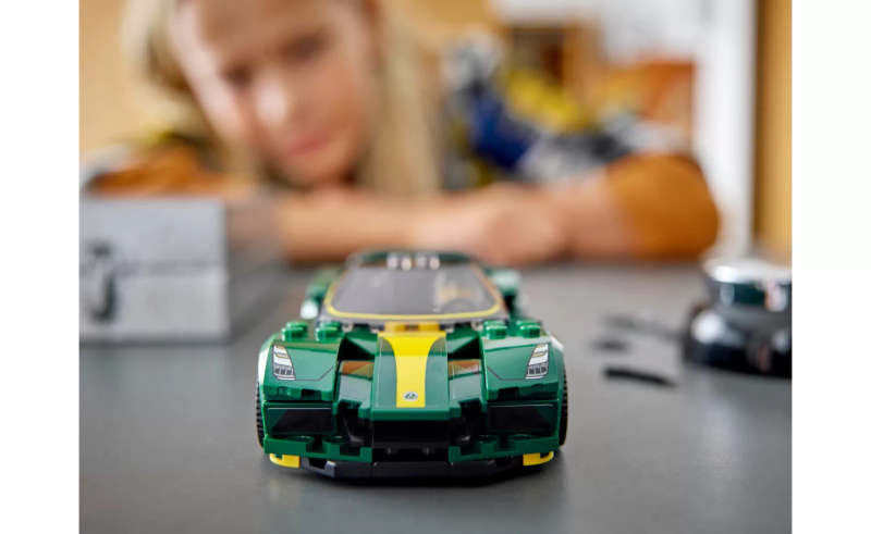 LEGO Speed Champions Lotus Evija