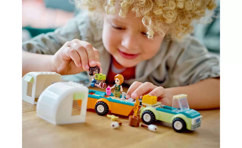 LEGO Friends Holiday Camping Trip